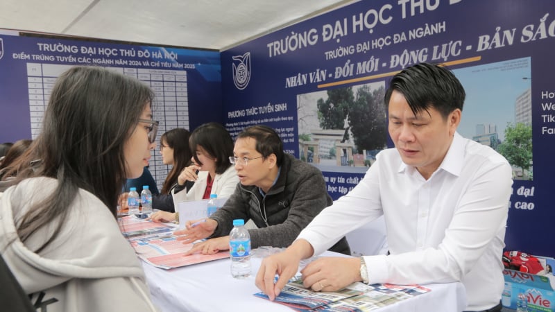 du-doan-diem-chuan-dai-hoc-nam-2025:-nhieu-nganh-giu-nguyen-hoac-van-cao