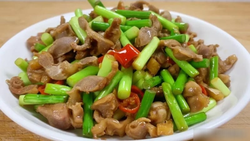 loai-thit-dai-gion,-sung-sut,-gia-re-bat-ngo,-giau-protein,-it-beo,-xao-voi-ngong-toi-thom-ngao-ngat