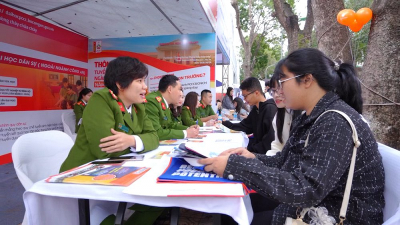 diem-chuan-cac-truong-cong-an-nam-2025:-truong-dau-tien-cong-bo