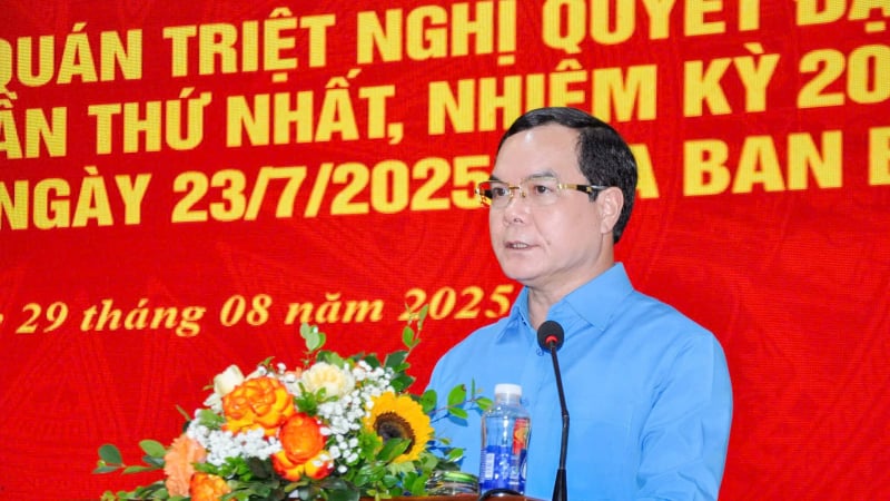 thanh-lap-699-cong-doan-xa,-phuong-dac-khu-trong-ca-nuoc