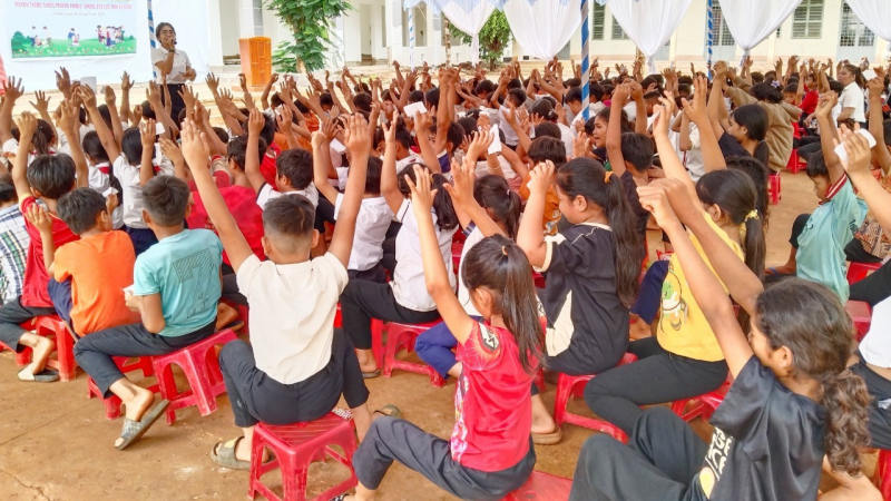noi-niem-cua-tre-em-vung-bauxite-khong-co-truong-trong-nam-hoc-moi