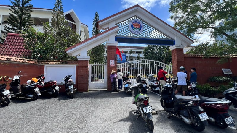 xac-minh-noi-dung-to-cao-“thuc-pham-ban”-duoc-dua-vao-bep-an-mot-truong-tieu-hoc-o-lam-dong