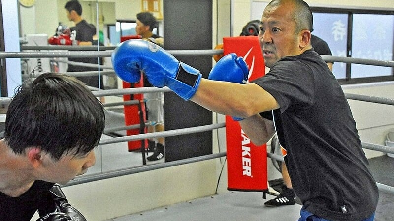 su-tru-tri-nhat-ban-sang-tung-kinh,-toi-dam-boc