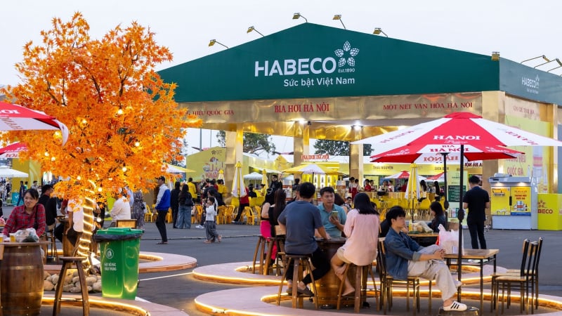 hoi-cho-mua-thu-lan-thu-nhat-–-2025:-“cuc-pham”-am-thuc-–-“dai-tiec-an-choi’-hot-nhat-thoi-diem-nay