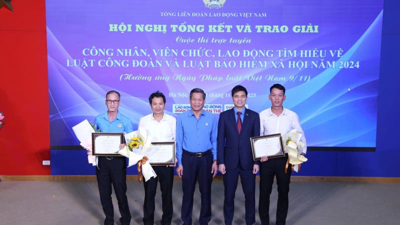 trao-giai-cuoc-thi-truc-tuyen-tim-hieu-luat-cong-doan-va-luat-bhxh-nam-2024