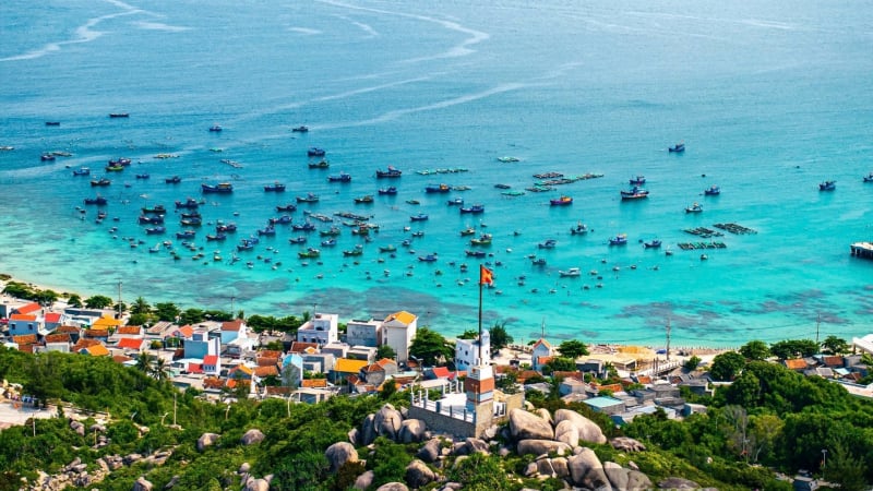 quy-nhon-lot-top-25-diem-den-the-gioi,-gia-lai-lam-chu-nha-nam-du-lich-quoc-gia-2026