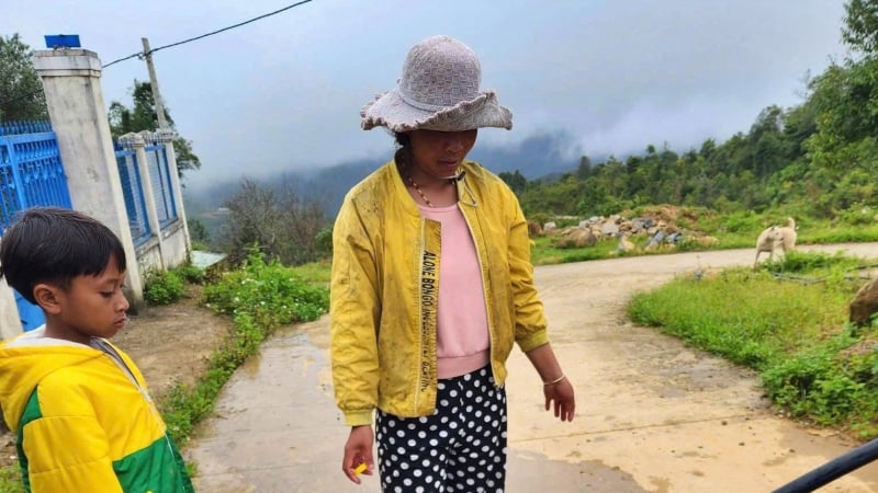 da-nang:-keo-nuoc-vuot-doi-doc-cuu-han-sinh-hoat-cho-dan-vung-sat-lo-hung-son