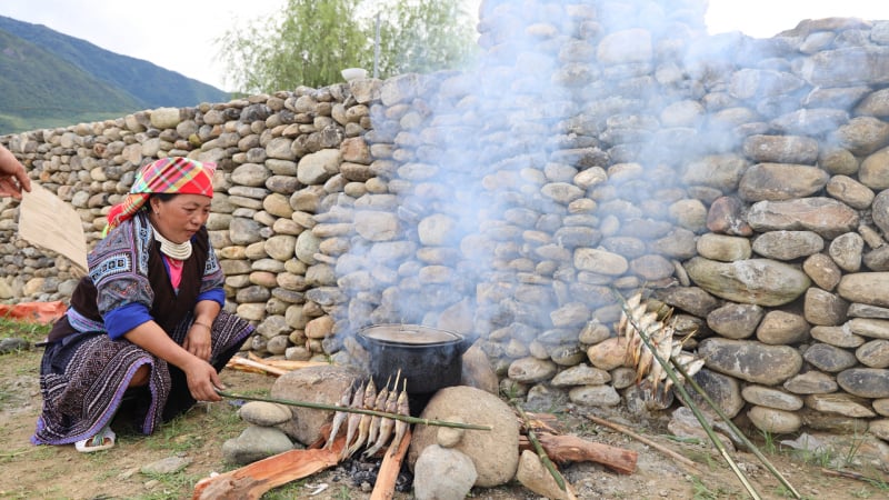 am-thuc-dan-toc-son-la:-tu-rau-rung,-mang-nui-den-bua-com-dam-da-ban-sac-niu-chan-nguoi-phuong-xa