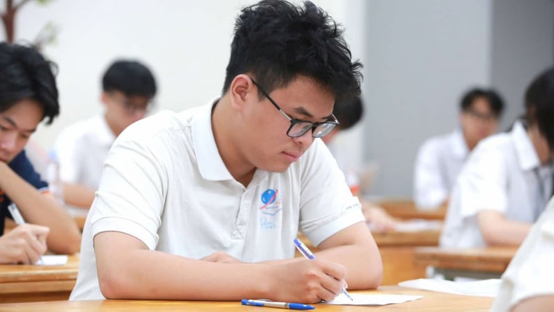 mot-thi-sinh-ha-noi-bi-huy-ket-qua-thi-va-thu-hoi-bang-tot-nghiep-thpt:-so-gddt-neu-ly-do