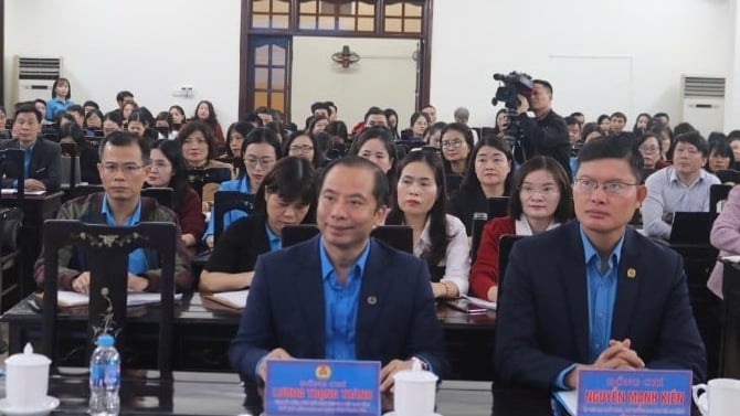 hang-tram-can-bo-cong-doan-duoc-tap-huan-nang-cao-kien-thuc-truyen-thong-trong-boi-canh-moi