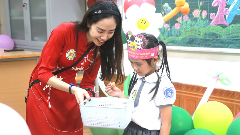 luong-giao-vien-moi-nhat:-duoc-ho-tro-toi-thieu-800.000-dong/thang-khi-di-hoc-nang-trinh-do-chuan