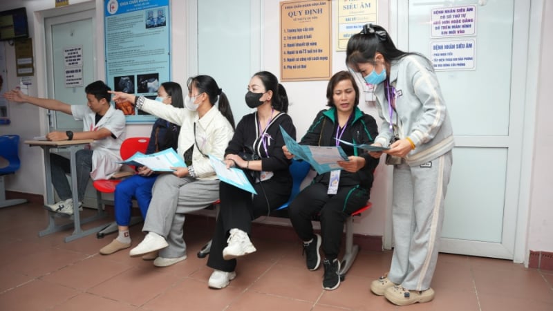 hon-2.000-phu-nu-yeu-the-duoc-tam-soat-ung-thu-va-xet-nghiem-hpv-mien-phi