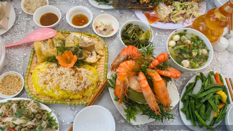 mon-la-o-mam-co-cuoi-mien-bien-ninh-binh,-khien-thuc-khach-phai-thu-dau-tien