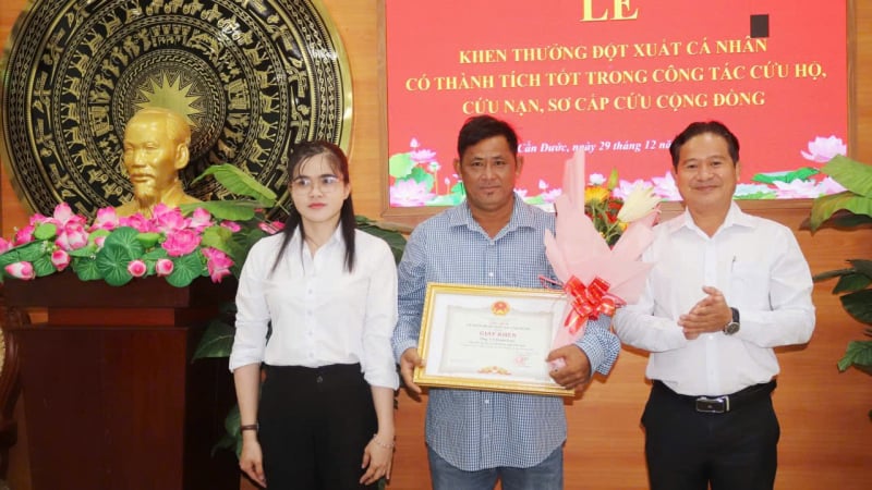 tai-xe-o-to-cuu-song-tre-17-thang-tuoi-o-tay-ninh 