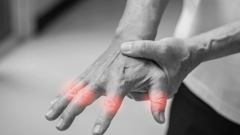 can-benh-pho-bien-tan-cong-tu-ben-trong-va-thoi-quen-am-tham-khien-benh-nang-hon