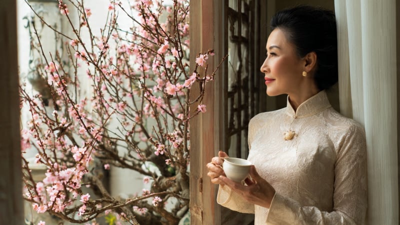 bung-tinh-hieu-ra-dieu-quan-trong-khi-xem-phim-sex-education,-sua-sai-con-kip