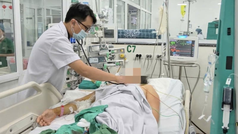 nhieu-ca-sot-xuat-huyet,-tay-chan-mieng-o-tp.hcm-nang,-nguy-kich:-bo-y-te-chi-dao-khan