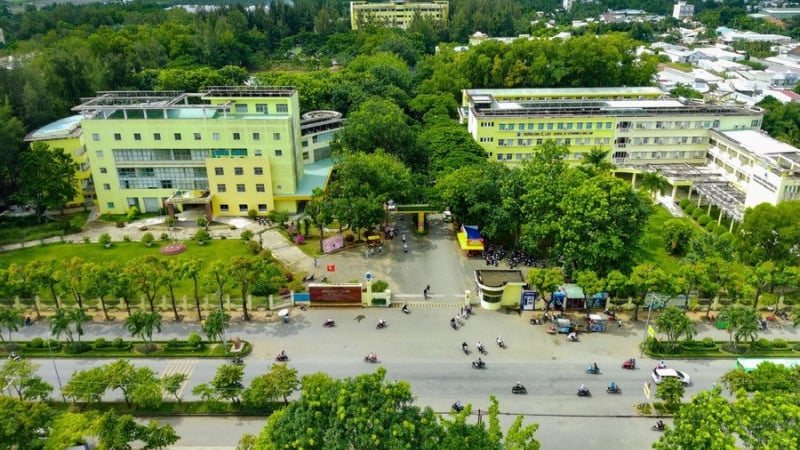 chuyen-truong-dai-hoc-tra-vinh-thanh-dai-hoc-tra-vinh