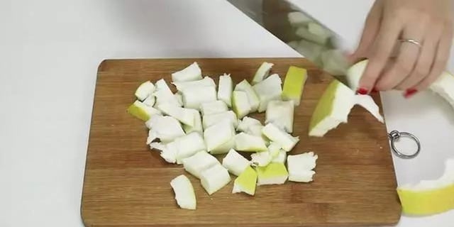 5-thu-tuong-bo-di,-danh-bay-mui-hoi-trong-tu-lanh