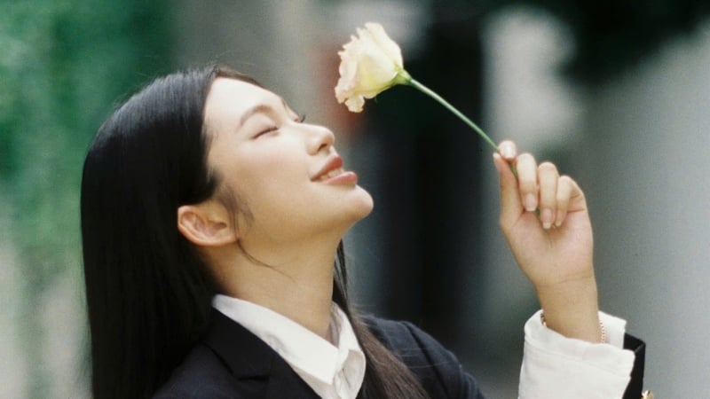 hoa-khoi-truong-dai-hoc-ngoai-thuong-2025:-gioi-2-ngoai-ngu