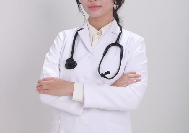 nguyen-thi-quynh-anh:-nu-sinh-dai-hoc-y-ha-noi-va-danh-hieu-sinh-vien-cua-nam