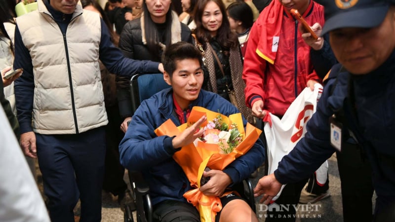 bo-trung-ve-nguyen-hieu-minh-lan-dau-he-lo-ve-chan-thuong-cua-con,-len-phuong-an-mo-o-dau?