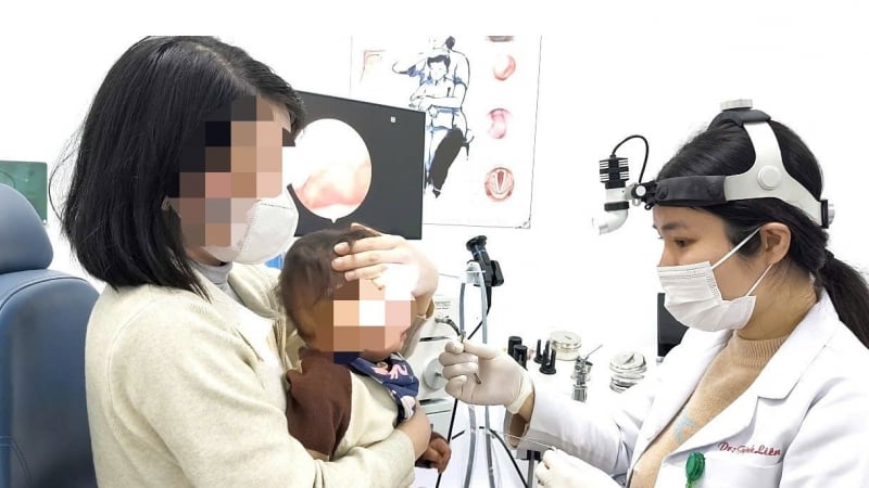 be-12-thang-tuoi-hoc-di-vat-kho-luong,-bac-si-canh-bao-nguy-hiem