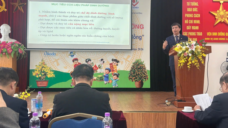 bi-quyet-an-tet-ngon-nhung-van-an-toan-cho-nguoi-co-benh-ly-man-tinh