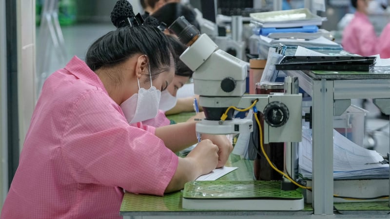 thi-truong-lao-dong-viet-nam-2026,-khat-lao-dong-co-tay-nghe-cao