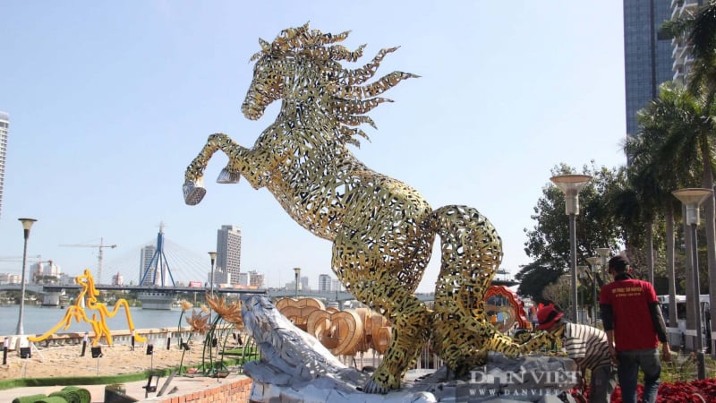 da-nang-lam-linh-vat-ghep-tu-ten-94-xa,-phuong-dip-tet-binh-ngo-2026