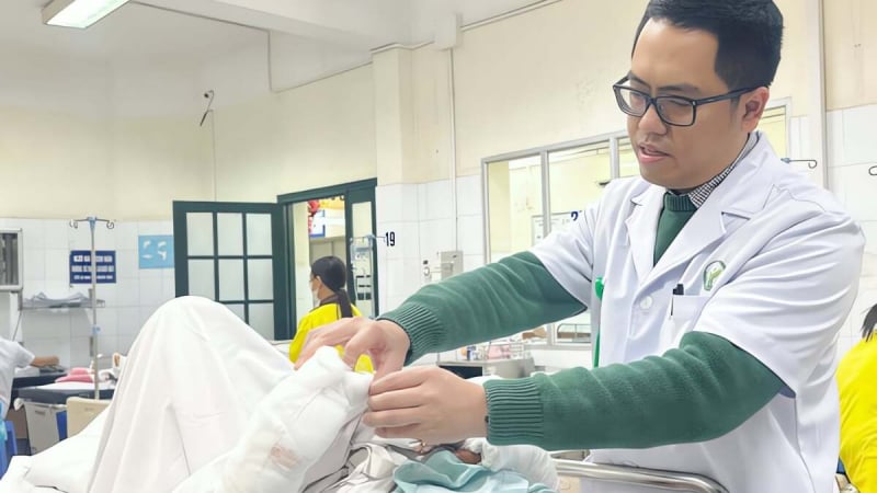 cu-ba-75-tuoi-bi-cho-tan-cong,-co-nhieu-vet-thuong-ho-xuong,-nguy-hiem-tinh-mang