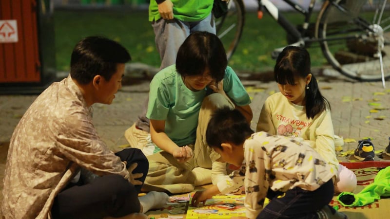 60-gian-hang-voi-nhieu-dac-san-tu-cac-vung-mien-hoi-tu-ve-khong-gian-tet-viet-2026