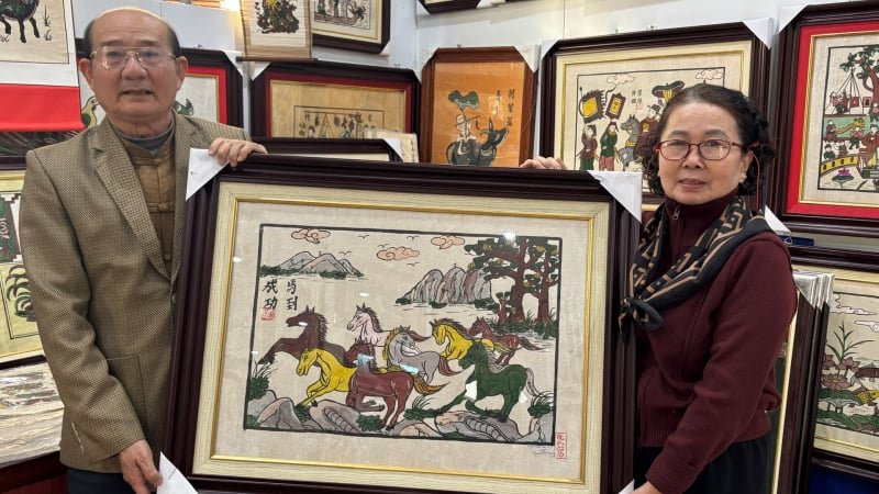 tranh-ngua-dong-ho-len-ngoi-dip-tet-binh-ngo-2026