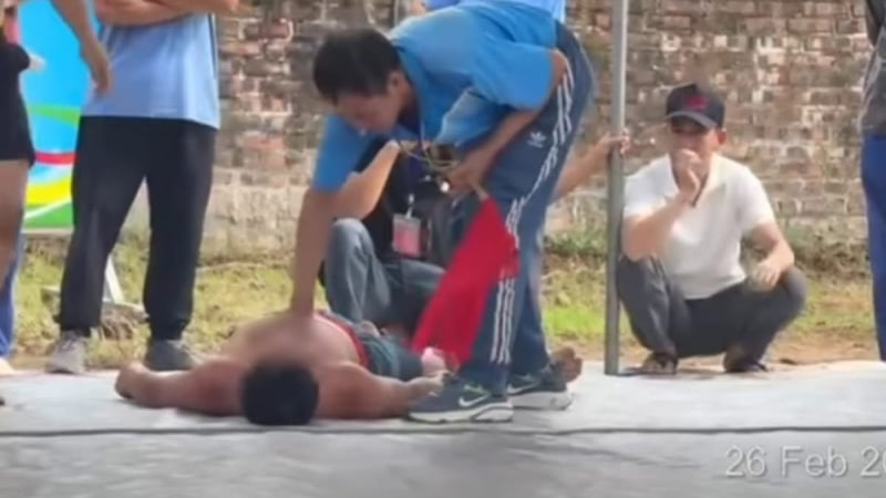 tham-gia-hoi-vat-lang-ngay-dau-nam,-nguoi-dan-ong-bi-gay-co-tu-vong