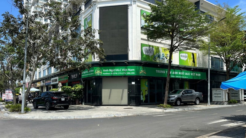 nhieu-phu-huynh-o-dak-lak-buc-xuc-vi-trung-tam-tieng-anh-dong-cua,-chua-hoan-hoc-phi