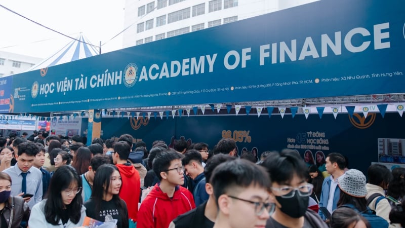 tuyen-sinh-hoc-vien-tai-chinh-2026:-them-to-hop-xet-tuyen,-nganh-hoc-hot