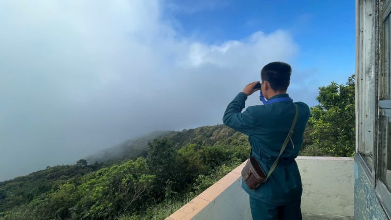 mat-than-dong-duong-o-do-cao-621m-tren-dinh-nui-mu-suong-thanh-bieu-tuong-cua-1-phuong-o-da-nang