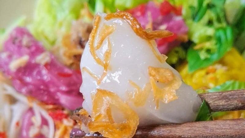 mach-ban-cach-lam-banh-cuon-3-mau-tu-nguyen-lieu-tu-nhien-bat-mat,-thom-ngon-cho-bua-an-gia-dinh