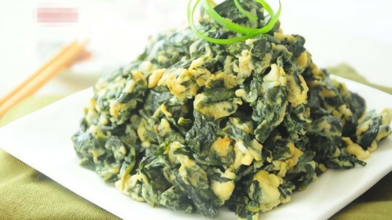 loai-rau-che-bien-mon-xao-ngon-nhat-the-gioi-nhung-dem-xao-trung-cung-cuc-thom-ngon