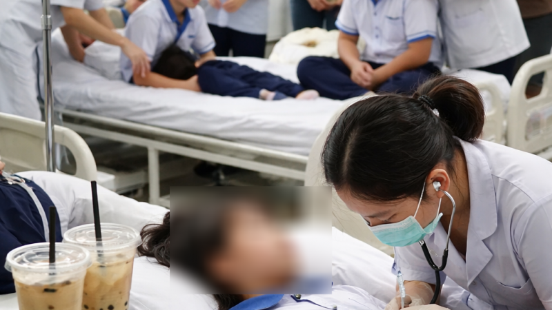 da-nang:-13-hoc-sinh-nhap-vien-nghi-ngo-doc-sau-khi-uong-tra-sua-mua-gan-truong