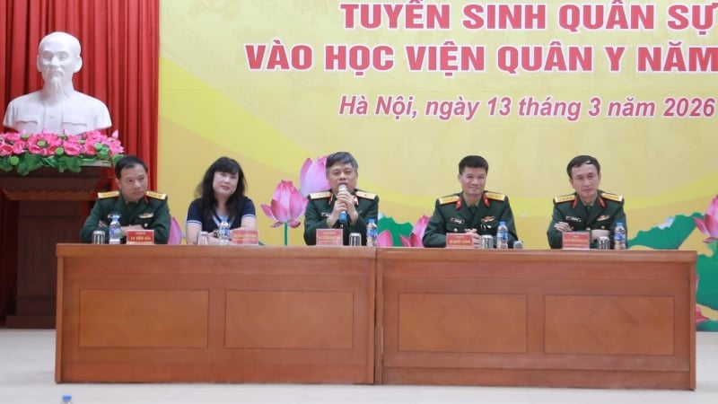 hoc-vien-quan-y-ly-giai-diem-chuan-kich-tran-30,-su-khac-biet-giua-he-dan-su-–-quan-su