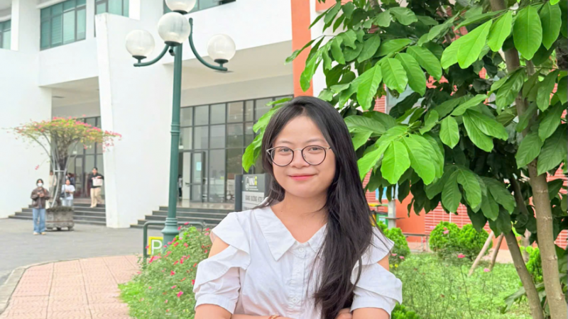 bai-du-thi-ngay-mai-trong-mat-em:-noi-so-on-ao-cua-tuoi-tho-va-niem-tin-khong-tat