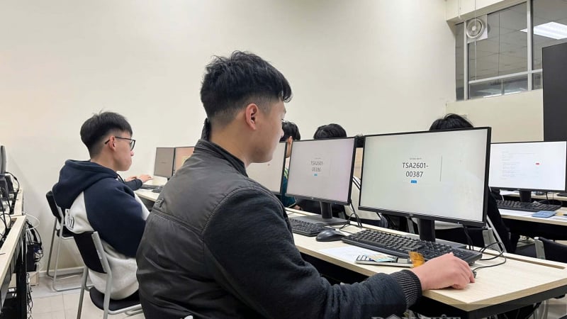 diem-thi-danh-gia-tu-duy-dai-hoc-bach-khoa-ha-noi-2026-cao-nhat-lich-su-voi-98.98/100