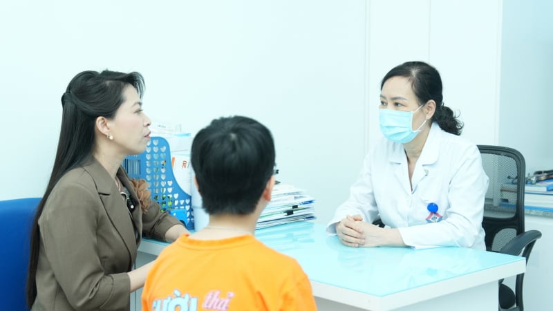 troi-vua-nang-nhieu-nguoi-da-nhap-vien-kham-vi-so-thich-nay