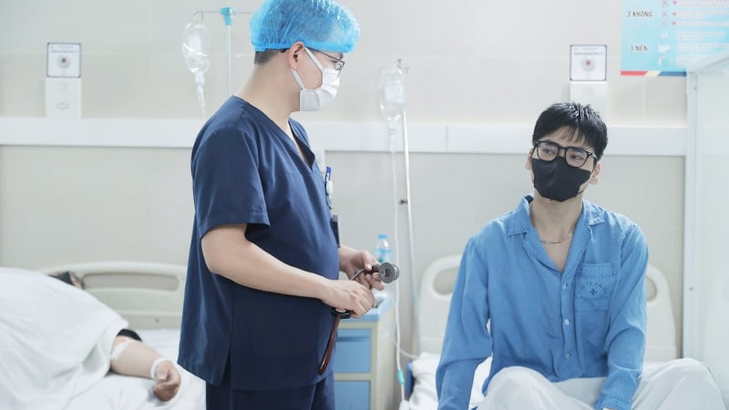 ha-noi-ghi-nhan-17-ca-covid-19,-khuyen-cao-nguoi-dan-khong-chu-quan-voi-bien-the-moi