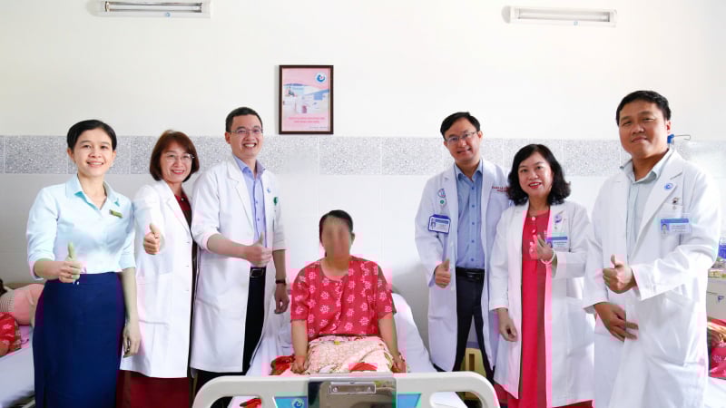 suyt-mat-manh-vi-mang-thai-o-vi-tri-cuc-hiem-du-da-uong-thuoc-tranh-thai-khan-cap