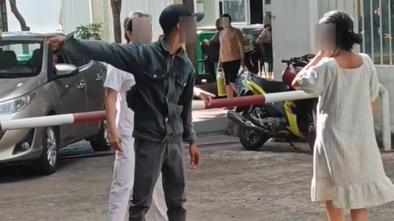 cong-an-vao-cuoc-vu-nguoi-dan-ong-tat-thai-phu-truoc-cong-benh-vien-tai-lam-dong