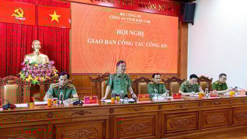 mo-truong-van-hoa-cong-an-nhan-dan-tay-nguyen-tai-dak-lak-cho-hang-nghin-hoc-sinh-kho-khan