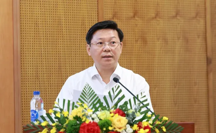 phat-huy-vai-tro-cua-bao-chi,-xuat-ban-va-luc-luong-van-nghe-si,-tri-thuc-trong-tinh-hinh-moi