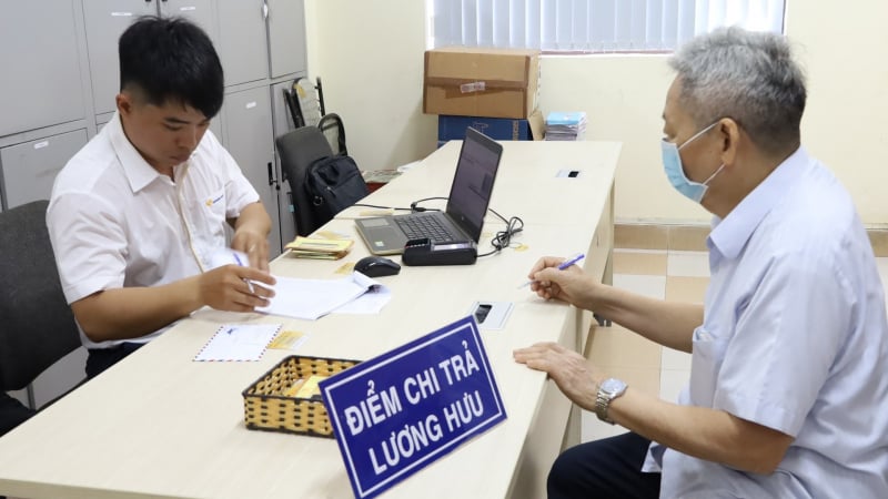 chuyen-gia-noi-gi-ve-de-xuat-tang-luong-huu-8%